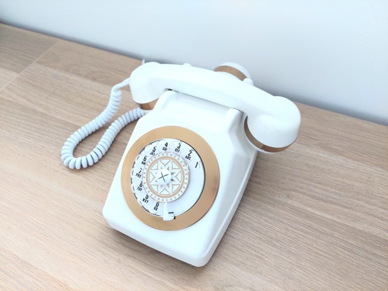 Série A - Blanc-doré : Livre d'or audio - Téléphones Mariage | Anniversaire | Gender Reveal | Naissance | Baptême | Soirée d'entreprise