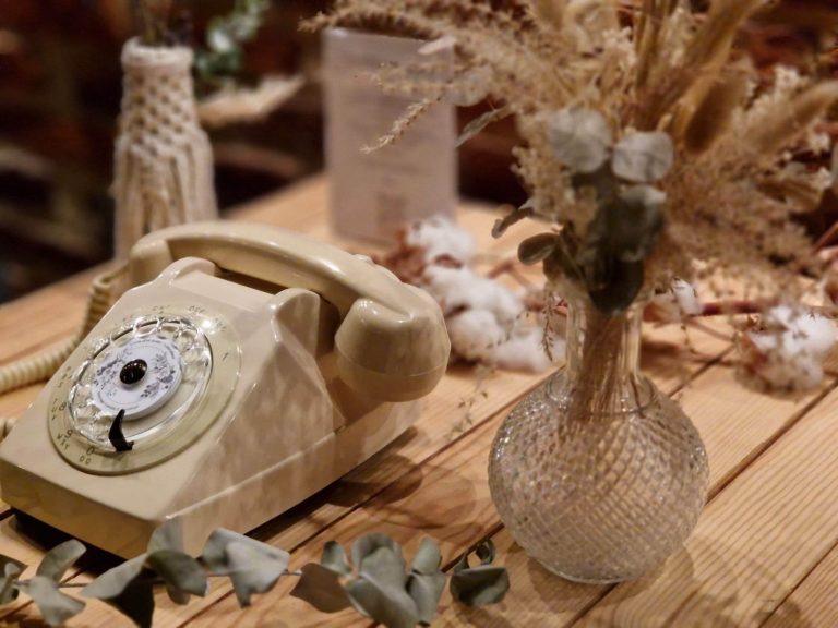 Série A - Ivoire : Livre d'or audio - Téléphone audio mariage