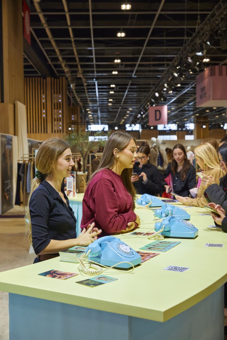 Livre d'or audio interactif quiz - salon de la mode